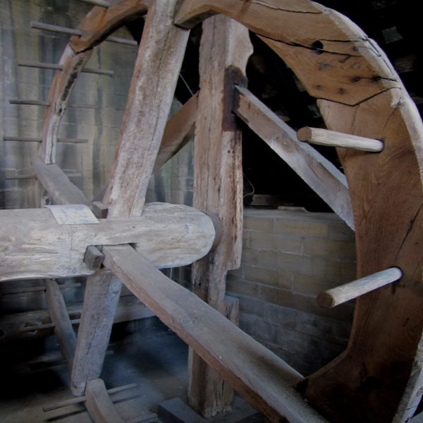 Peterborough History - medieval windlass